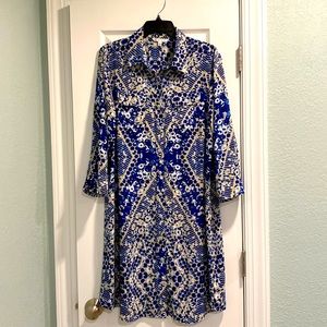 LIKE NEW!! Women’s Cabi Button-Up Patterned Dress